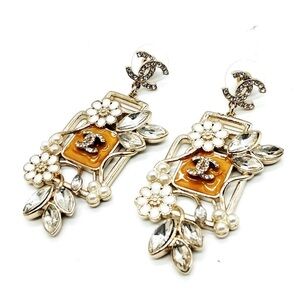 Chanel Vintage Floral Earrings